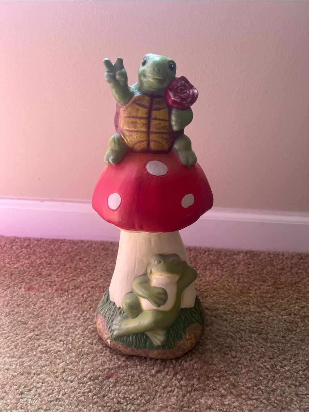 Green Turtle & Frog Mushroom Garden Accent - Red Mushroom
